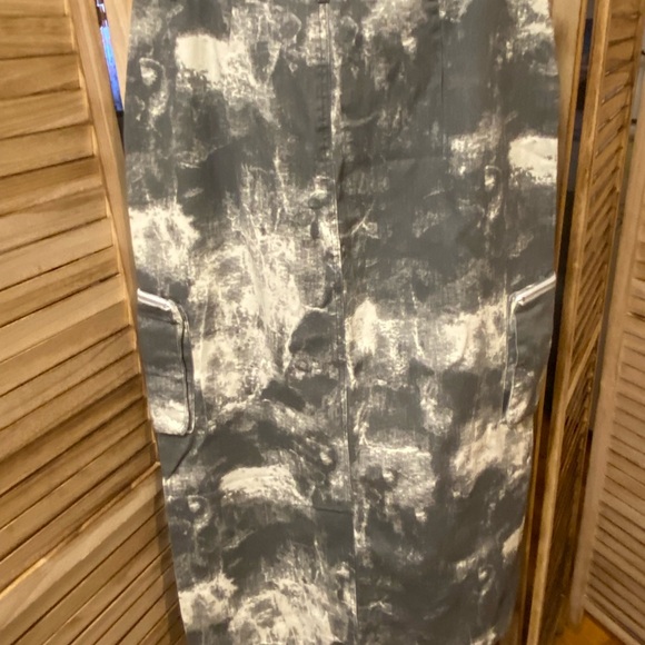 SHEIN SXY Ladies Tie Dye Split Front Denim Skirt With Functional Pockets - Picture 8 of 13